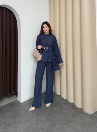 Lacivert Kadın Premium Tencel Dokulu Gold Tokalı Kemerli Modern Kesim Takım Lacivert