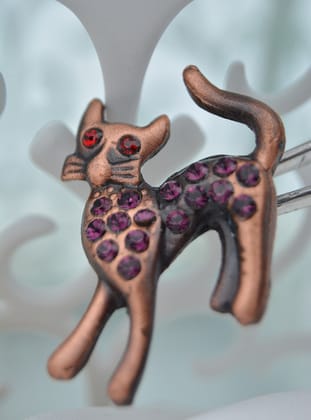 Kedi Figürlü Broş - Bronz Rengi - Artbutika