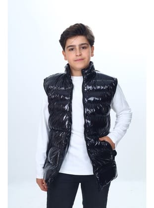 Toontoy Erkek Çocuk Parlak Görünümlü Göğsü Armalı Yelek Siyah