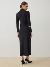 Drape Detaylı Sandy Kumaşlı Elbise - Siyah - Refka