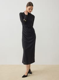 Drape Detaylı Sandy Kumaşlı Elbise - Siyah - Refka