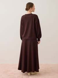 Yumuşak Dokulu Sweatshirt & Etek Takım Kahverengi