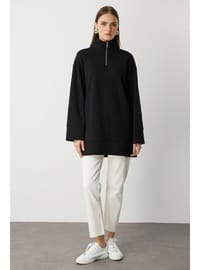 Dik Yaka Fermuarlı Yumuşak Sweatshirt Siyah