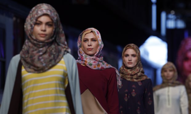 Stylish cover-up: inside International Modest fashion week-Kerim Türe